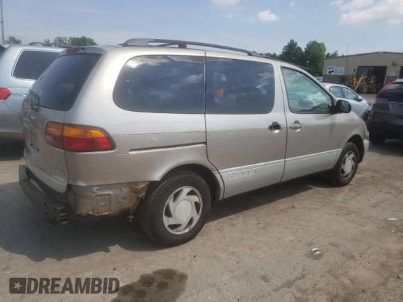 2000 Toyota Sienna LE with VIN 4T3ZF13C8YU219698, listed as a Copart auction lot 59733984 with 305,061 mi miles and Salvage Title. Bid and sale history available at carsss.com. Image 3.