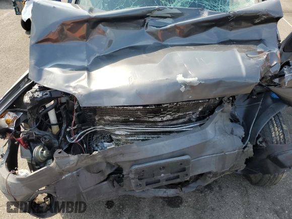 2004 Ford Escape XLS with VIN 1FMYU02124DA10326, listed as a Copart auction lot 42523165 with 3,579 mi miles and Salvage Title. Bid and sale history available at DreamBid. Image 13.