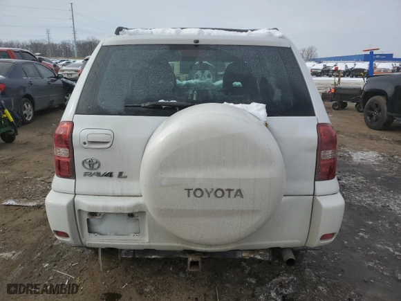 2005 Toyota RAV4 with VIN JTEGD20V950080752, listed as a Copart auction lot 45394165 with 261,112 mi miles and Clean Title. Bid and sale history available at carsss.com. Image 6.