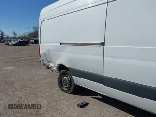 2021 Mercedes-Benz Sprinter Cargo with VIN W1Y40CHY2MT062027, listed as a IAAI auction lot 41795059 with 103,786 mi miles. Bid and sale history available at carsss.com. Image 6.