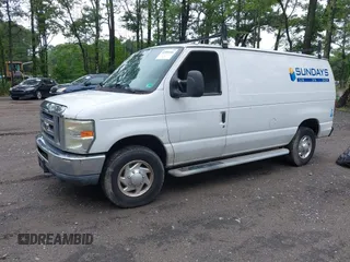 2010 Ford Econoline Cargo Commercial z VIN 1FTNE2EW5ADA39869, wystawiony jako IAAI lot #42501644 z przebiegiem 206 846 mil mil oraz . Historia ofert i sprzedaży dostępna na DreamBid. Obrazek 2.