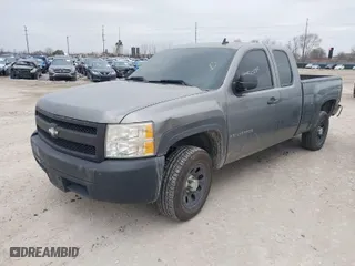 2008 Chevrolet Silverado 1500 Work Truck with VIN 1GCEC19X88Z192472, listed as a IAAI auction lot 41750884 with 191,650 mi miles. Bid and sale history available at carsss.com. Image 2.