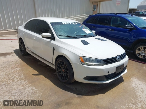 2011 Volkswagen Jetta SE с VIN 3VWDZ7AJ7BM322073, выставлен на аукционе IAAI как лот 42132111 с пробегом 195 236 миль миль и . История ставок и продаж доступна на DreamBid. Изображение 1.