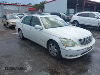 2004 Lexus LS 430 z VIN JTHBN36F240127960, wystawiony jako IAAI lot #42452287 z przebiegiem 74 184 mil mil oraz . Historia ofert i sprzedaży dostępna na DreamBid. Obrazek 1.