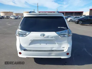 2017 Toyota Sienna SE with VIN 5TDXZ3DC6HS899952, listed as a IAAI auction lot 42444074 with 42,951 mi miles and . Bid and sale history available at DreamBid. Image 16.