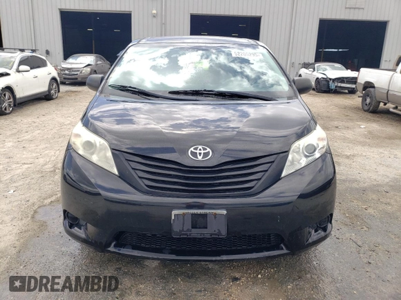 2014 Toyota Sienna L with VIN 5TDZK3DC3ES514520, listed as a Copart auction lot 52205295 with 71,402 mi miles and Salvage Title. Bid and sale history available at carsss.com. Image 5.