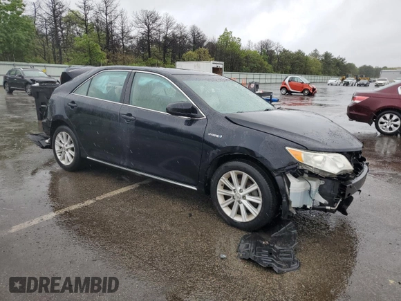 2012 Toyota Camry XLE z VIN 4T1BD1FK8CU001921, wystawiony jako Copart lot #57861715 z przebiegiem Nie podano mil oraz Szkoda całkowita • Salvage title. Historia ofert i sprzedaży dostępna na DreamBid. Obrazek 4.