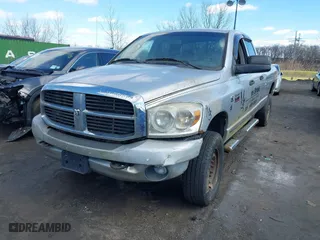 2007 Dodge Ram 2500 SLT with VIN 1D7KS28C07J553495, listed as a IAAI auction lot 41735695 with 405,368 mi miles. Bid and sale history available at carsss.com. Image 2.