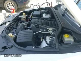 2014 Jeep Grand Cherokee SRT-8 z VIN 1C4RJFDJXEC450402, wystawiony jako IAAI lot #42705334 z przebiegiem 67 372 mil mil oraz . Historia ofert i sprzedaży dostępna na DreamBid. Obrazek 20.