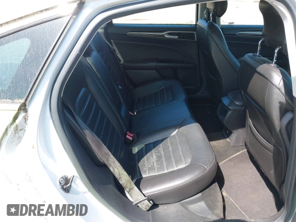 2013 Ford Fusion SE with VIN 3FA6P0HR1DR228027, listed as a IAAI auction lot 42126141 with 170,353 mi miles. Bid and sale history available at carsss.com. Image 8.