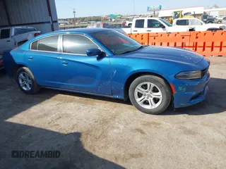 2020 Dodge Charger SXT z VIN 2C3CDXBG0LH232753, wystawiony jako IAAI lot #41911060 z przebiegiem 98 647 mil mil oraz . Historia ofert i sprzedaży dostępna na DreamBid. Obrazek 1.