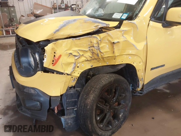 2017 Jeep Renegade Latitude with VIN ZACCJBBBXHPE75052, listed as a IAAI auction lot 41478966 with 100,663 mi miles. Bid and sale history available at carsss.com. Image 6.