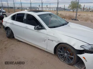 2015 BMW 5 Series 528i z VIN WBA5A5C54FD523138, wystawiony jako IAAI lot #41067885 z przebiegiem Nie podano mil oraz . Historia ofert i sprzedaży dostępna na DreamBid. Obrazek 19.