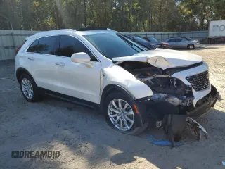 2019 Cadillac XT4 FWD Luxury with VIN 1GYAZAR45KF110798, listed as a Copart auction lot 46196985 with 31,631 mi miles and Non Repairable. Bid and sale history available at carsss.com. Image 4.