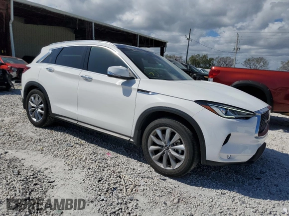 2022 Infiniti QX50 LUXE with VIN 3PCAJ5BA9NF112888, listed as a Copart auction lot 41300913 with 6,189 mi miles. Bid and sale history available at carsss.com. Image 4.