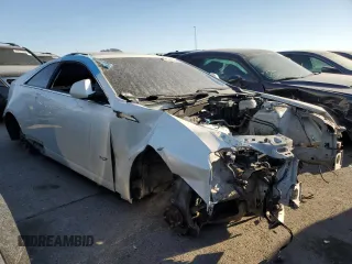 2013 Cadillac CTS-V z VIN 1G6DV1EP2D0172229, wystawiony jako Copart lot #63103464 z przebiegiem Nie podano mil oraz Szkody całkowita. Historia ofert i sprzedaży dostępna na DreamBid. Obrazek 4.
