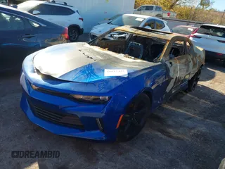 2017 Chevrolet Camaro 1LT z VIN 1G1FB1RX0H0146610, wystawiony jako IAAI lot #40912433 z przebiegiem Nie podano mil oraz . Historia ofert i sprzedaży dostępna na DreamBid. Obrazek 2.