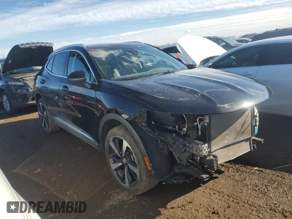 2022 Buick Envision Essence with VIN LRBFZPR4XND128890, listed as a Copart auction lot 46245845 with 39,270 mi miles and Salvage Title. Bid and sale history available at carsss.com. Image 4.
