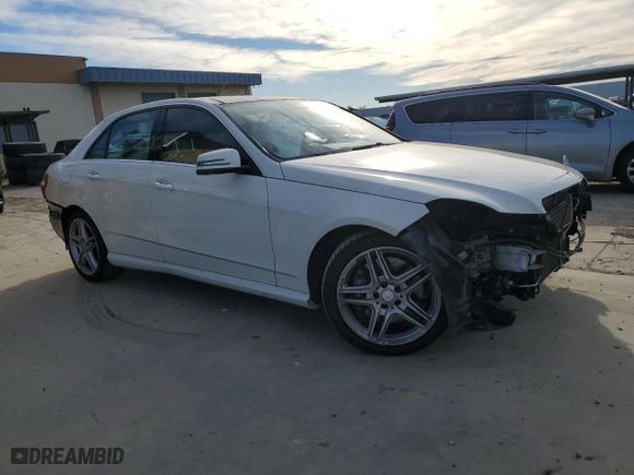 2011 Mercedes-Benz E-Class E 550 Luxury with VIN WDDHF9AB4BA325663, listed as a Copart auction lot 88053045 with 137,826 mi miles and Salvage Title. Bid and sale history available at carsss.com. Image 4.