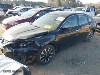 2018 Nissan Altima 2.5 SL with VIN 1N4AL3APXJC175919, listed as a IAAI auction lot 41356600 with 161,268 mi miles. Bid and sale history available at carsss.com. Image 17.