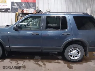 2003 Ford Explorer XLT with VIN 1FMZU73K53UB59333, listed as a IAAI auction lot 41786899 with 205,392 mi miles. Bid and sale history available at carsss.com. Image 14.