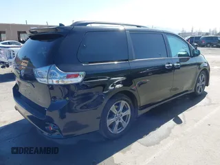 2018 Toyota Sienna SE with VIN 5TDXZ3DC9JS935123, listed as a IAAI auction lot 41955203 with 108,612 mi miles and . Bid and sale history available at DreamBid. Image 4.