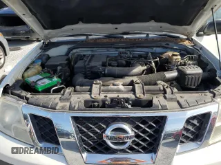 2017 Nissan Frontier SV z VIN 1N6BD0CT1HN734418, wystawiony jako Copart lot #64364385 z przebiegiem 102 954 mil mil oraz Czysty tytuł • Clean title. Historia ofert i sprzedaży dostępna na DreamBid. Obrazek 11.