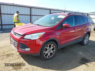 2013 Ford Escape SE with VIN 1FMCU9GX3DUD18357, listed as a IAAI auction lot 42104443 with 175,391 mi miles. Bid and sale history available at carsss.com. Image 2.