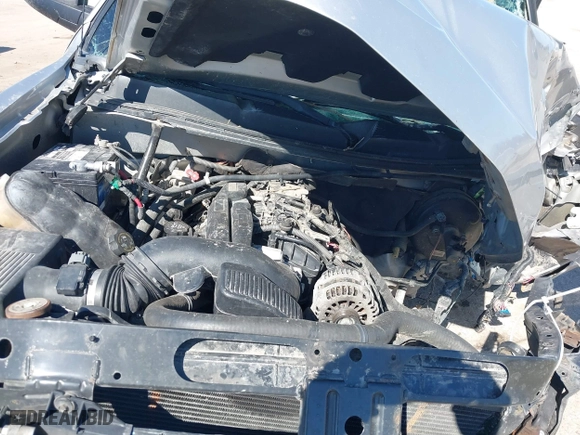 2010 Chevrolet Silverado 1500 LS with VIN 3GCRKREA3AG205283, listed as a IAAI auction lot 41757424 with 1 mi miles. Bid and sale history available at carsss.com. Image 10.