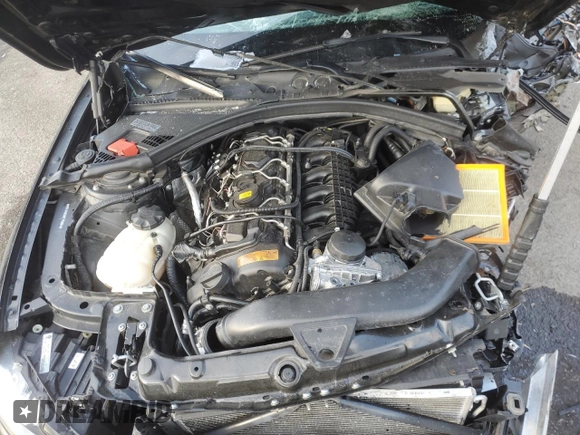 2012 BMW 3 Series 335i with VIN WBA3A9C58CFX59984, listed as a Copart auction lot 43690095 with 73,225 mi miles and Salvage title. Bid and sale history available at DreamBid. Image 13.
