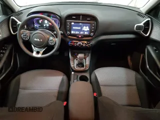 2025 Kia Soul LX with VIN KNDJ23AU8S7926271, listed as a Copart auction lot 52948885 with 10,551 mi miles and Salvage Title. Bid and sale history available at carsss.com. Image 8.