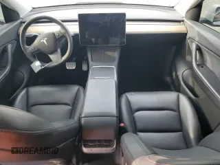 2021 Tesla Model Y Performance z VIN 5YJYGDEF0MF258819, wystawiony jako Copart lot #53944085 z przebiegiem 55 252 mil mil oraz Szkoda całkowita • Salvage title. Historia ofert i sprzedaży dostępna na DreamBid. Obrazek 8.