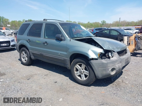 2005 Ford Escape Hybrid z VIN 1FMCU96HX5KC07151, wystawiony jako IAAI lot #42093744 z przebiegiem 275 661 mil mil oraz . Historia ofert i sprzedaży dostępna na DreamBid. Obrazek 1.