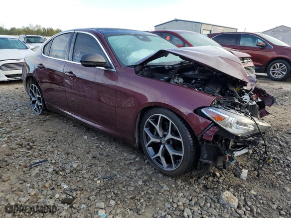 2019 Alfa Romeo Giulia with VIN ZARFANAN5K7609194, listed as a Copart auction lot 71571304 with 0 mi miles and Non Repairable. Bid and sale history available at carsss.com. Image 4.