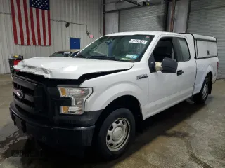 2017 Ford F-150 XL z VIN 1FTEX1C88HKE53260, wystawiony jako Copart lot #56627245 z przebiegiem 113 035 mil mil oraz Czysty tytuł • Clean title. Historia ofert i sprzedaży dostępna na DreamBid. Obrazek 1.