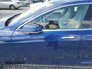 2016 Tesla Model S 90D with VIN 5YJSA1E29GF134975, listed as a Copart auction lot 61823295 with Not provided miles and Non repairable. Bid and sale history available at DreamBid. Image 7.