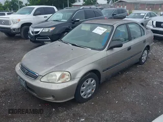 2000 Honda Civic LX z VIN 1HGEJ6675YL037812, wystawiony jako IAAI lot #42504129 z przebiegiem 72 001 mil mil oraz . Historia ofert i sprzedaży dostępna na DreamBid. Obrazek 2.