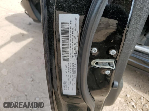 2020 Ram 2500 Limited z VIN 3C6UR5SL1LG109666, wystawiony jako Copart lot #52111515 z przebiegiem 48 068 mil mil oraz Szkoda całkowita • Salvage title. Historia ofert i sprzedaży dostępna na DreamBid. Obrazek 13.