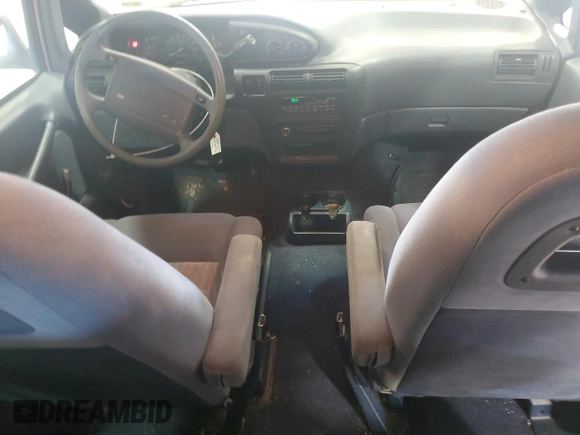 1997 Ford Aerostar с VIN 1FMDA31UXVZC24831, выставлен на аукционе Copart как лот 46529815 с пробегом 116 123 миль миль и Списание • Salvage title. История ставок и продаж доступна на DreamBid. Изображение 8.