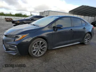 2020 Toyota Corolla SE with VIN JTDS4RCE6LJ040087, listed as a Copart auction lot 49458955 with 68,400 mi miles and Salvage Title. Bid and sale history available at carsss.com. Image 1.