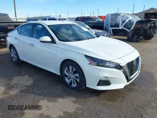 2022 Nissan Altima 2.5 S with VIN 1N4BL4BV9NN328663, listed as a IAAI auction lot 41046723 with 67,259 mi miles. Bid and sale history available at carsss.com. Image 1.