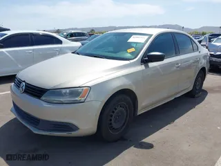 2013 Volkswagen Jetta Sedan S with VIN 3VW2K7AJ0DM223948, listed as a IAAI auction lot 41902541 with 191,001 mi miles. Bid and sale history available at carsss.com. Image 17.