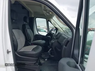 2024 Ram ProMaster Cargo Tradesman with VIN 3C6LRVDG1RE132283, listed as a IAAI auction lot 41938357 with 31,413 mi miles and . Bid and sale history available at DreamBid. Image 5.