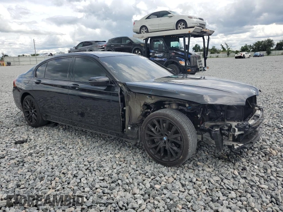 2021 BMW 7 Series 740i with VIN WBA7T2C01MCF78660, listed as a Copart auction lot 59582205 with 51,868 mi miles and Salvage title. Bid and sale history available at DreamBid. Image 4.