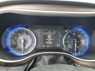 2018 Chrysler Pacifica Touring Plus с VIN 2C4RC1FG8JR323311, выставлен на аукционе Copart как лот 65020975 с пробегом 59 577 миль миль и Чистый • Clean title. История ставок и продаж доступна на DreamBid. Изображение 9.