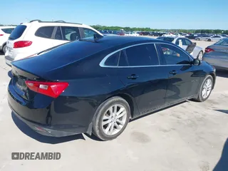 2018 Chevrolet Malibu LT with VIN 1G1ZD5ST2JF135052, listed as a IAAI auction lot 42088820 with 114,547 mi miles. Bid and sale history available at carsss.com. Image 4.