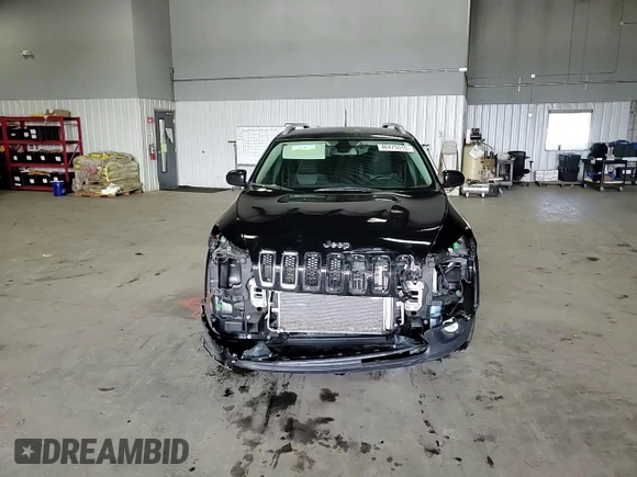 2018 Jeep Cherokee Latitude z VIN 1C4PJMCXXJD532040, wystawiony jako Copart lot #46475515 z przebiegiem 103 811 mil mil oraz Szkoda całkowita • Salvage title. Historia ofert i sprzedaży dostępna na DreamBid. Obrazek 12.