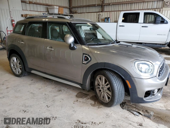 2017 MINI Countryman Cooper S z VIN WMZYT3C32H3D97841, wystawiony jako Copart lot #55177875 z przebiegiem 115 410 mil mil oraz Szkoda całkowita • Salvage title. Historia ofert i sprzedaży dostępna na DreamBid. Obrazek 4.