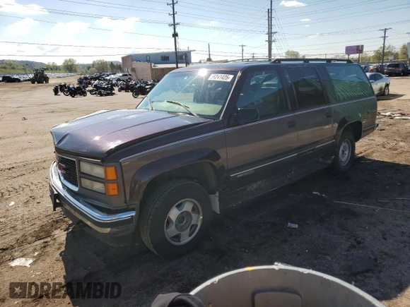 1997 GMC Suburban with VIN 3GKFK16R4VG518331, listed as a Copart auction lot 56241425 with 265,201 mi miles and Non repairable. Bid and sale history available at DreamBid. Image 1.