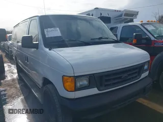 2006 Ford Econoline Passenger XL with VIN 1FBSS31L96DA24039, listed as a IAAI auction lot 41545632 with 252,038 mi miles and . Bid and sale history available at carsss.com. Image 1.